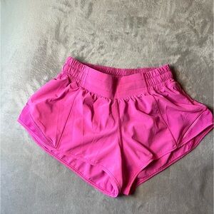 Lululemon Hotty Hot Shorts 2.5”